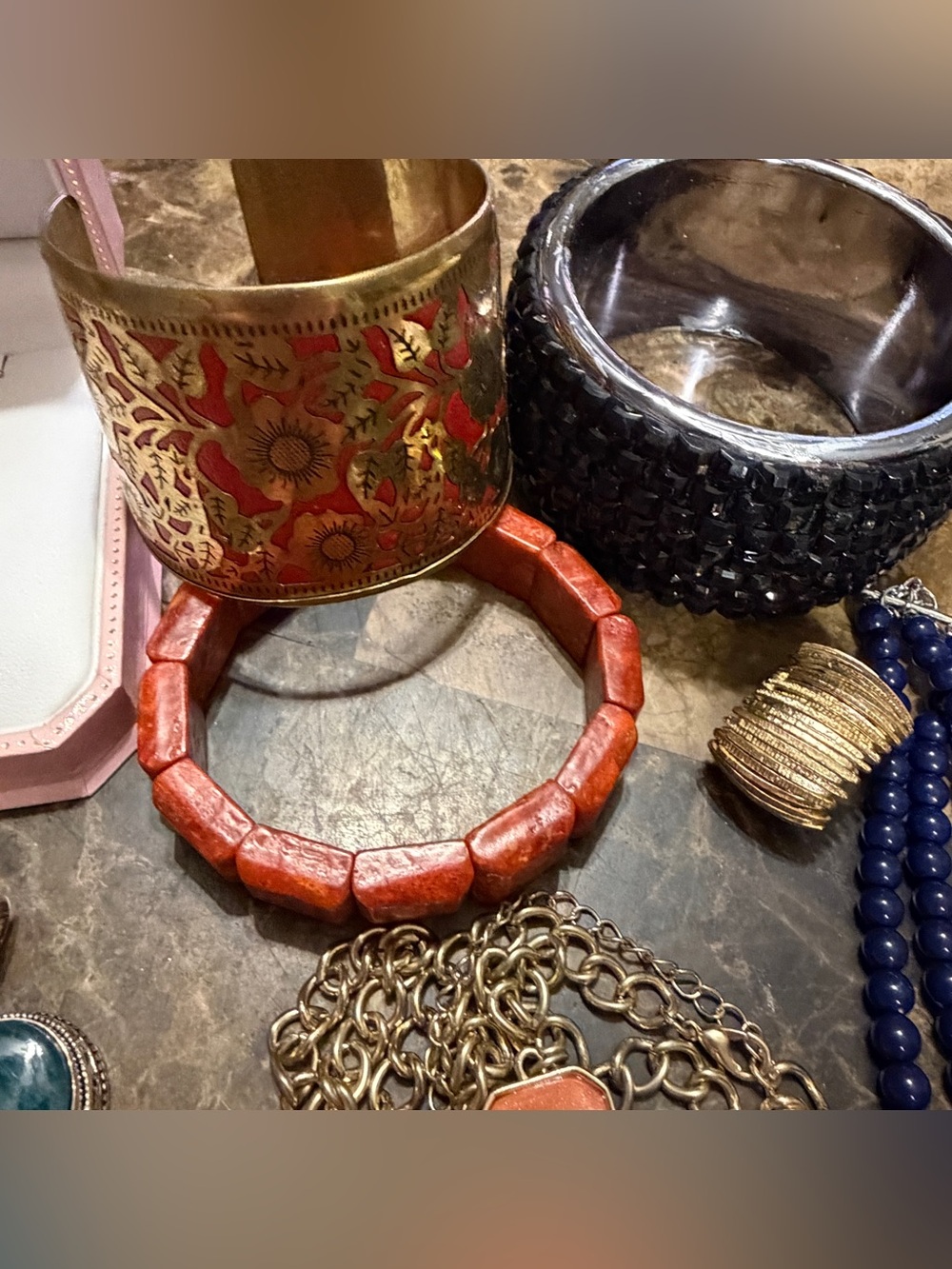 Jewelry bundle - Picture 5 of 8